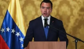 Noboa oficializa un nuevo toque de queda nocturno en cinco provincias costeras de Ecuador