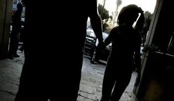 Castigo físico o verbal daña la salud mental de los niños