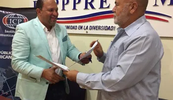 Fopppredom firma convenio el ICP para capacitar cuadros de 23 partidos