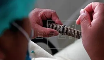 Tejedoras aimaras bolivianas ayudan a salvar a niños con cardiopatías