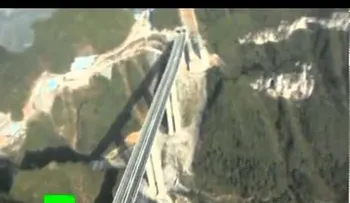 El puente-tunel más alto y largo