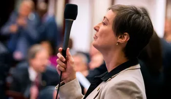 Legisladora de la Florida insulta a activistas de Parkland: "Los adultos son los que hacen las leyes"