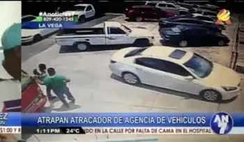 Hombre que se roba carro dice que estaba poseído por un "demonio" (VIDEO)