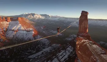 Un francés desafía a la muerte en el desierto de Utah