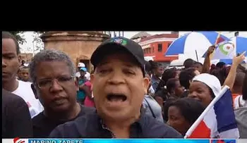 Protestas de haitianos en el Altar de la Patria genera polémica; dicen es una ofensa; Zapete la defiende 