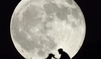 Eclipse lunar parcial cubrirá el 96% de la Luna este jueves