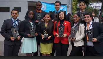 Reconocen ocho estudiantes dominicanos en Modelo de la ONU en México