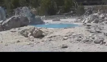 Hombre se desintegra en aguas termales de Yellowstone Park (VIDEO)