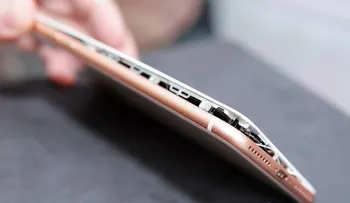 Apple confirma iPhone 8 está partiéndose a la mitad y estallando 977