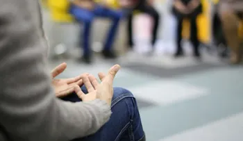 Nueva York no permitirá terapias para cambiar orientación sexual a menores de edad