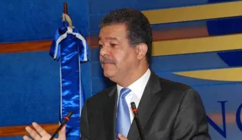 Leonel Fernández dice hay que respetar soberanía sobre decisión TC