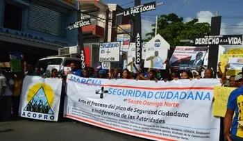 Realizan gran marcha â??Por Más Seguridad Ciudadanaâ?