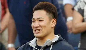 Tanaka lanza contra bateadores 