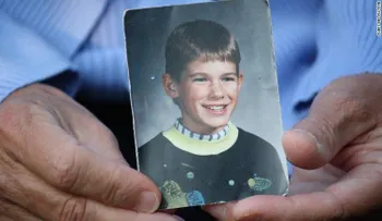 Interrogan a pornógrafo infantil por caso de secuestro de menor en 1989 en EE.UU.