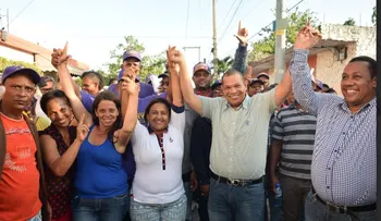 Diputado Carlos Guzmán desarrollará programa de ayuda ancianos de SDN.
