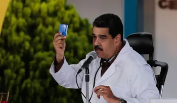 Maduro se querella por "difamación" contra el líder opositor Henrique Capriles