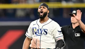 Rays vencen 5-2 a Yankees apoyados en errores defensivos de Nueva York