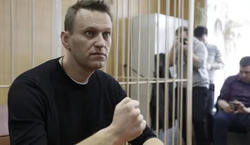 Rusia arrestó, juzgó y condenó a prisión al opositor Alexei Navalny en menos de 24 horas