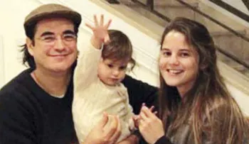 Jaime Bayly dejó a su novio y se casó con una joven de 24 años