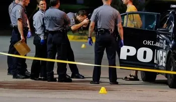 Hijo mata a su padre a puñaladas en Oklahoma 