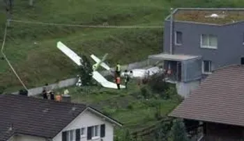 Muere al menos una persona durante acrobacia aérea suiza 