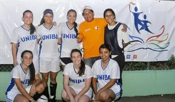 UNPHU y UNIBE jugaran hoy la final femenina del Futsal Universitario