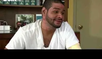 Dominicano golpeado por agentes mientras ardía en llamas relata el infierno que vivió