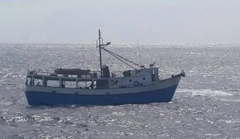 Dos muertos, cuatro desaparecidos y 78 rescatados en naufragio en Honduras