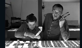 Dentro del mundo de Charles y Ray Eames, entre los diseñadores más influyentes del siglo XX