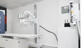 SNS entrega equipos médicos al Darío Contreras