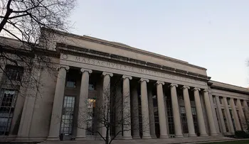 Los alumnos de estas 10 universidades ganan más que lo que pagaron por sus estudios
