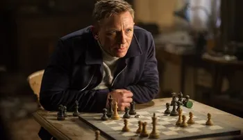 Spectre se mantiene con éxito en las taquillas