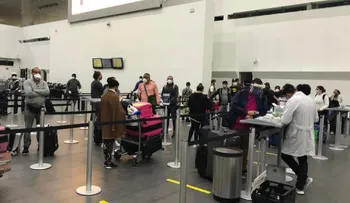 125 dominicanos llegan al país tras estar varados en México, Japón y Brasil