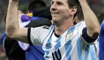 Barca decidirá hoy si Messi juega el clásico español