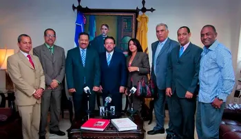 Guillermo Moreno visita la JCE para reconocimiento de Alianza País