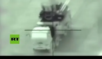 El momento cuando misil israelí destruye un sistema antiaéreo sirio Pantsir-C1