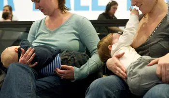 La lactancia tiene pocos efectos en el desarrollo a largo plazo de los bebés: estudio
