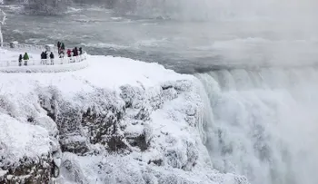 Millones se enfrentan a una monstruosa tormenta invernal que avanza sobre la costa este