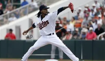 Ervin Santana lanzó seis entradas sin carretas y su equipo derrotó a Tampa
