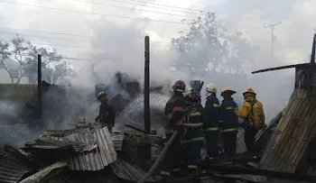 Inavi y Parroquia San Antonio de Padua entregan vivienda a un anciano