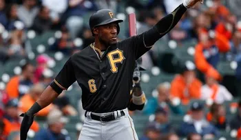 Polanco batea par de dobles; Boston rinde homenaje a David Ortiz