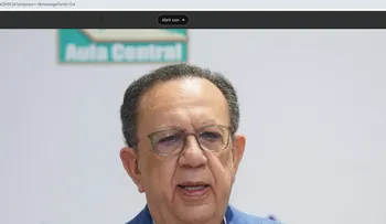 CDP reconoce a Valdez Albizu por fortalecer formación de periodistas y comunicadores
