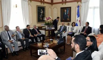 Presentan al presidente Medina plan ejecución Programa República Digital