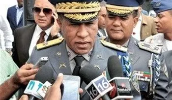 Policia recupera vehículo en el que cree interceptaron a Olivo