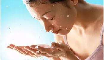 Beneficios de lavarte la cara: Hazlo a diario 