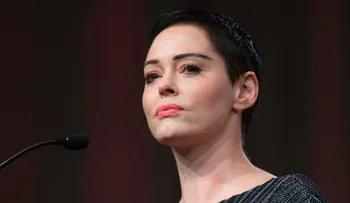 Rose McGowan es acusada de graves cargos por drogas