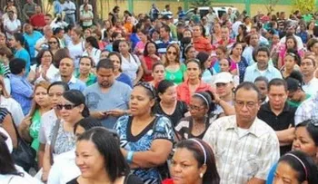 Más de 100 profesores que pasaron concursos reclaman nombramientos