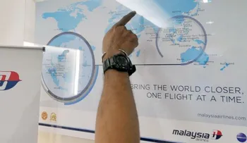 Expertos: "El derribo del Boeing-777 de Malaysia Airlines fue orquestado por EE.UU."  