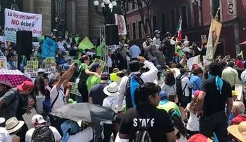 El lobo de EEUU habría metido su miedo; CD sesiona y no someten reforma; convocarán por la prensa