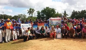 Inauguran III clásico navideño de béisbol infantil en SDE